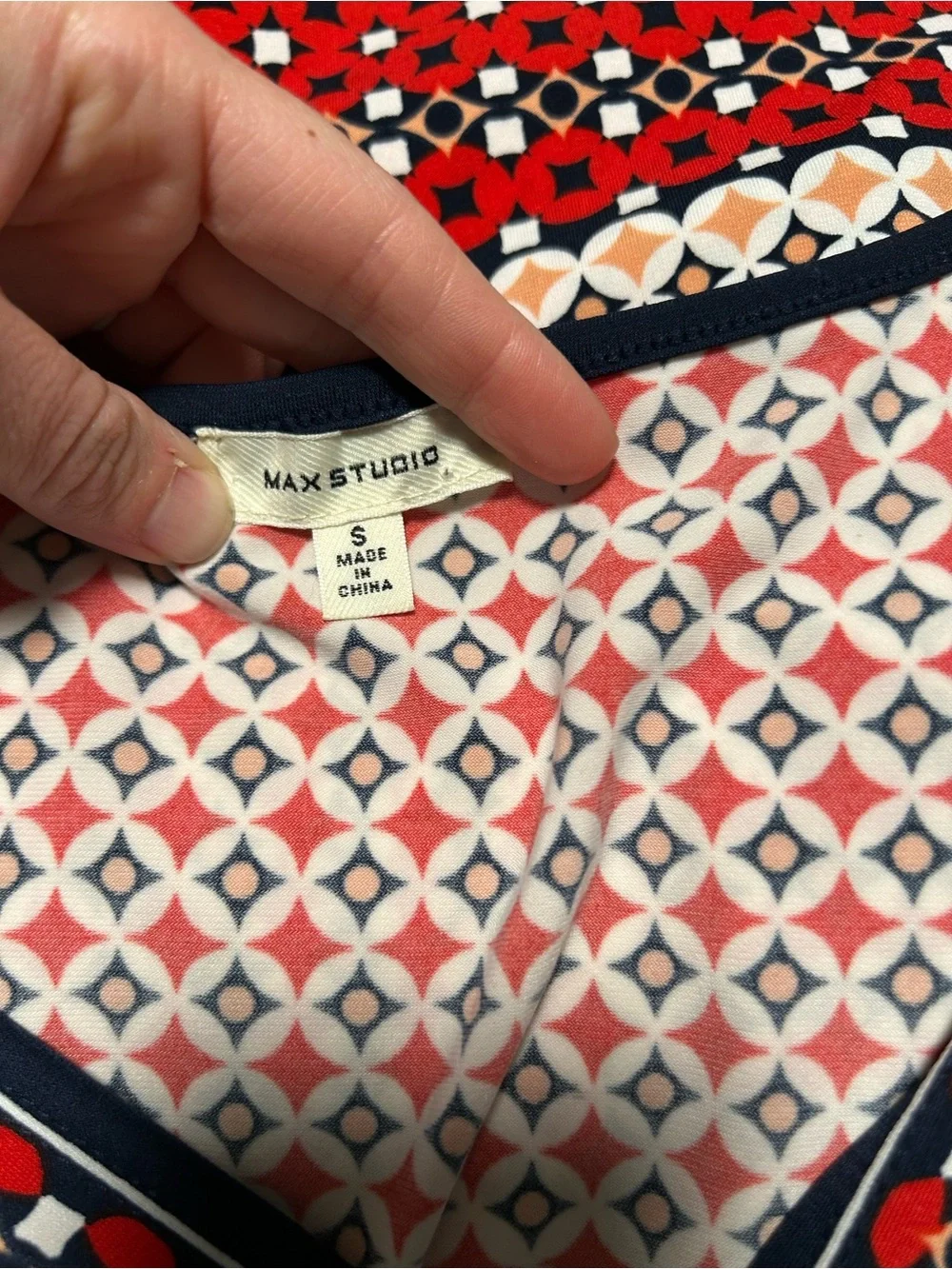 Max studio dress size small Please - Picture 2 of 3